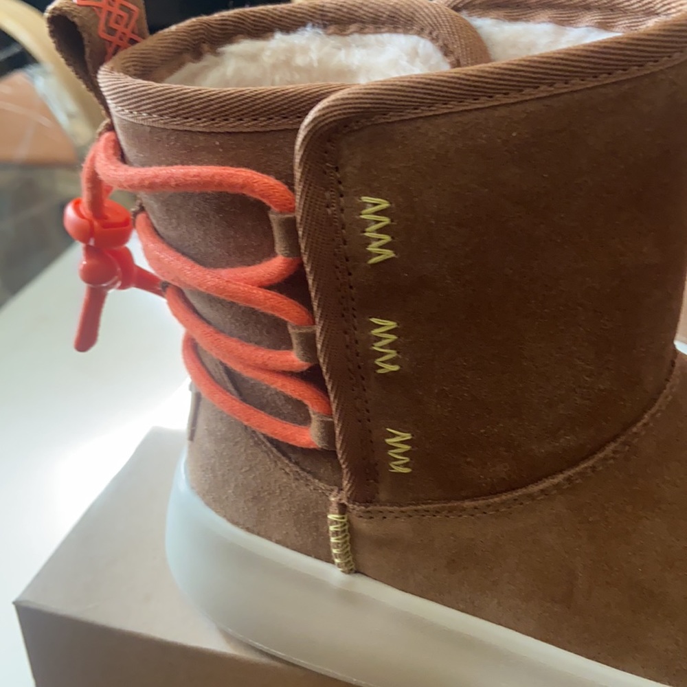 UGG boots - Picture 8 of 13